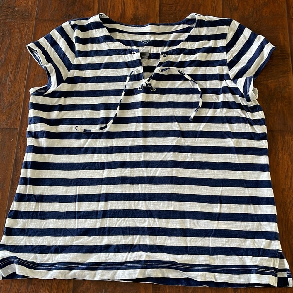 Women’s short sleeve t shirt